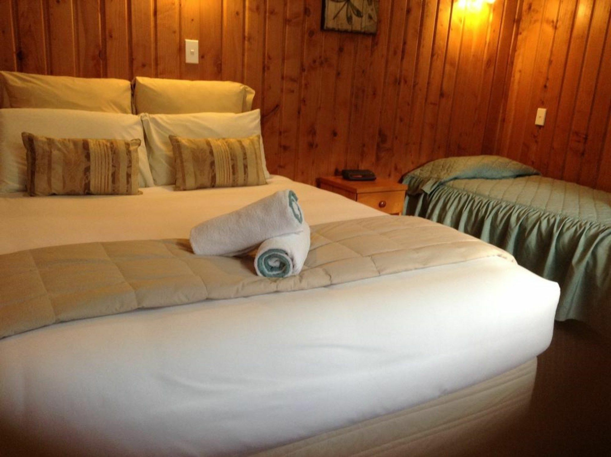 וואנאקה Archway Motels & Chalets מראה חיצוני תמונה